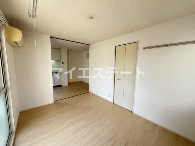 【洋室】 | スプレンドーレ | 別部屋写真