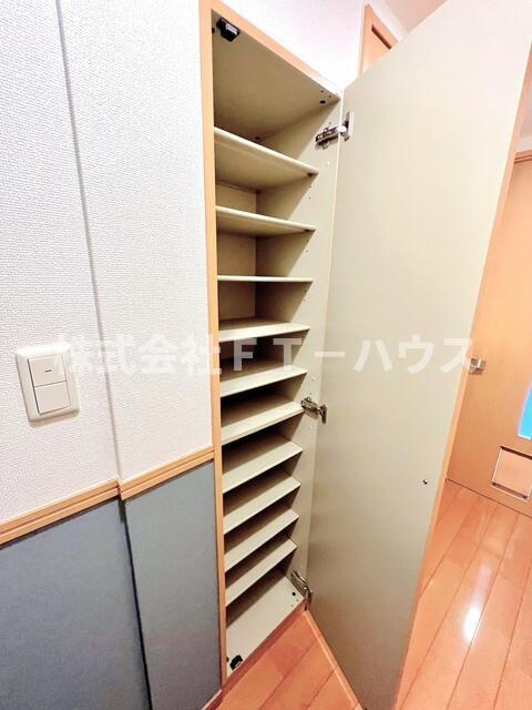 エスペランサⅡの収納