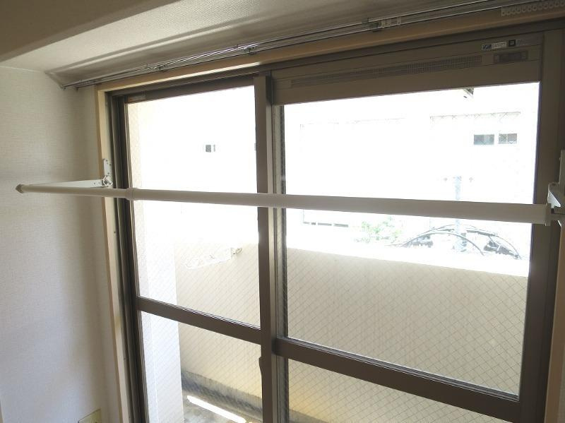 福岡市博多区博多駅前４丁目の賃貸マンションのバルコニー