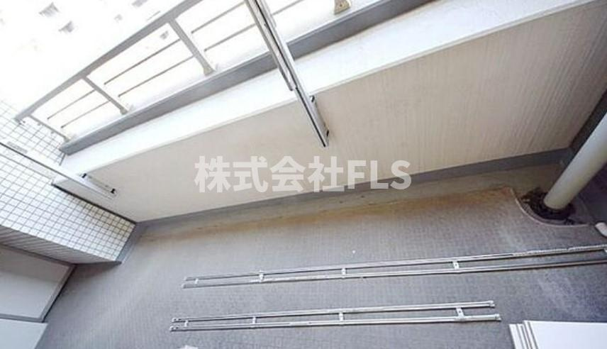 中央区日本橋箱崎町の賃貸マンションのバルコニー