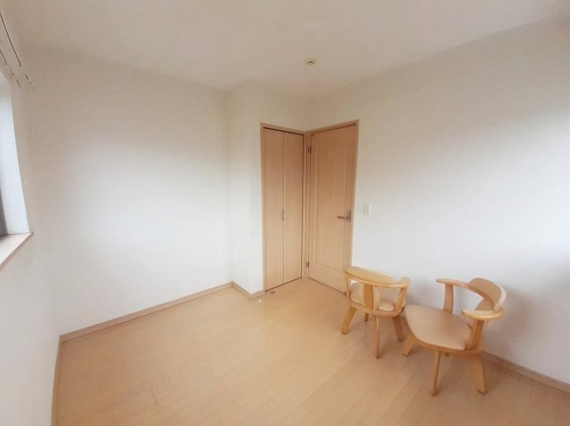 宇土市新小路町の中古一戸建の洋室|5帖