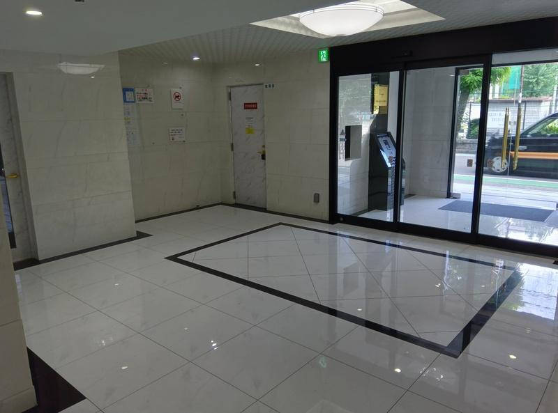 福岡市博多区博多駅南２丁目の賃貸マンションのロビー