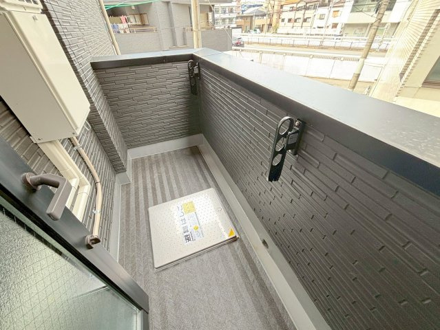 M-City大阪十三のバルコニー