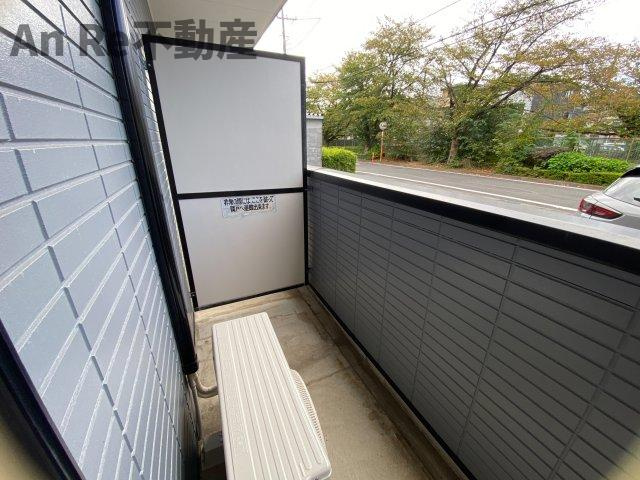 川口市東川口５丁目の賃貸マンションのバルコニー