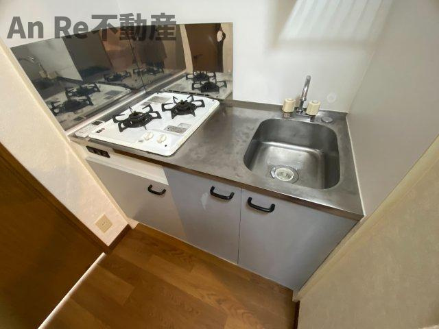 川口市東川口５丁目の賃貸マンションのキッチン