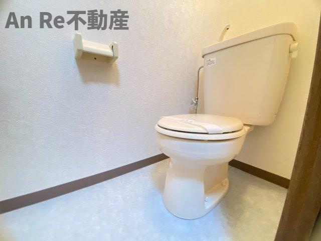 川口市東川口５丁目の賃貸マンションのトイレ