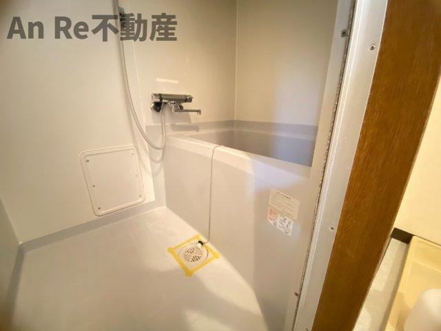 川口市東川口５丁目の賃貸マンションの浴室
