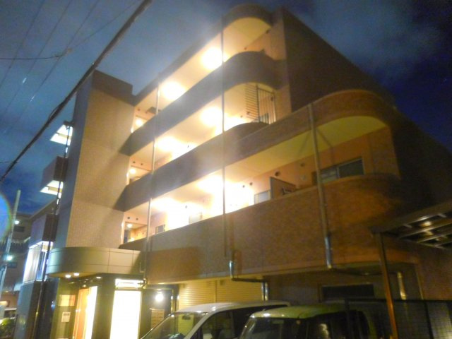 アクトアベンテ