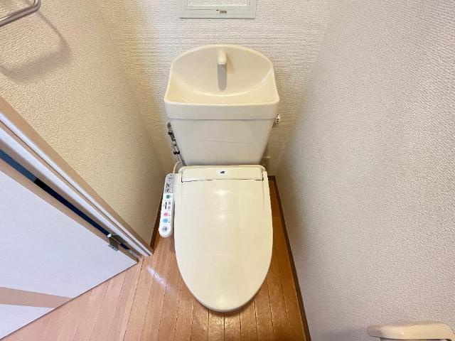 ワイズ　パラシオンのトイレ|シャワー付トイレ