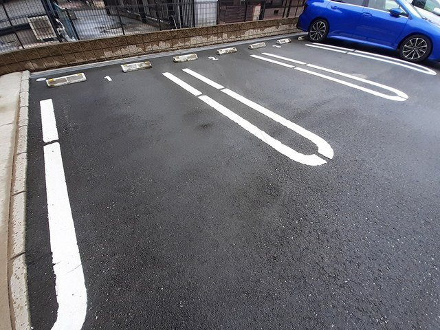 シエルトの駐車場