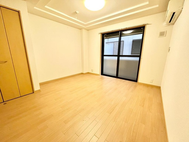 横浜市港南区最戸１丁目の賃貸マンションの居間・リビング