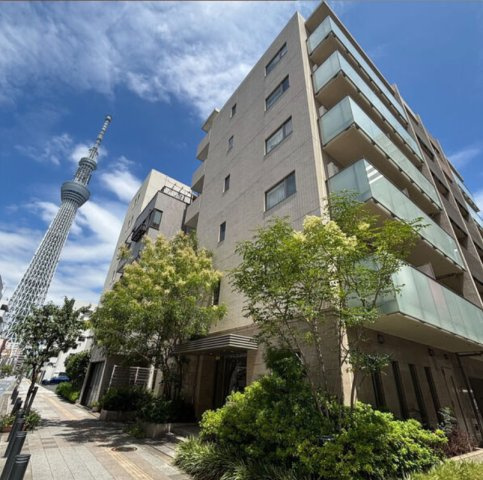 HOUSE PLUS ONEの外観