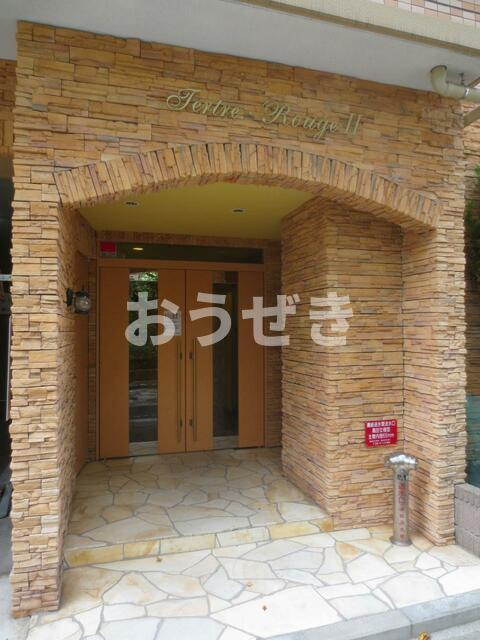テルトル・ルージュ　Ⅱのエントランス