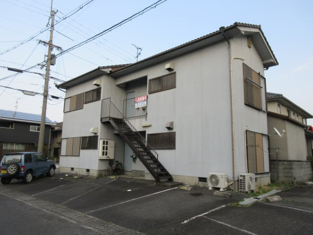サントピアハイツの外観