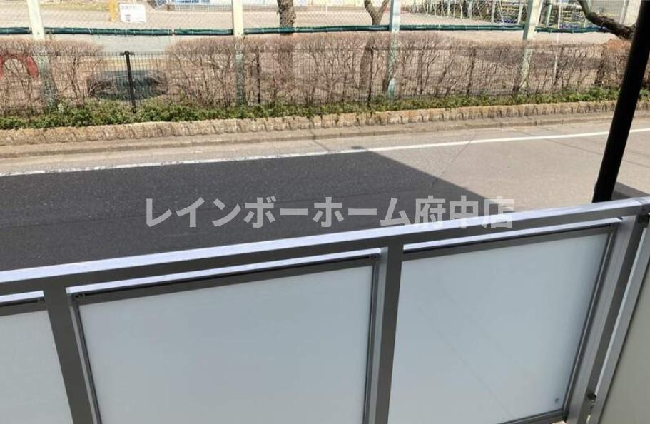 H2Ōのバルコニー