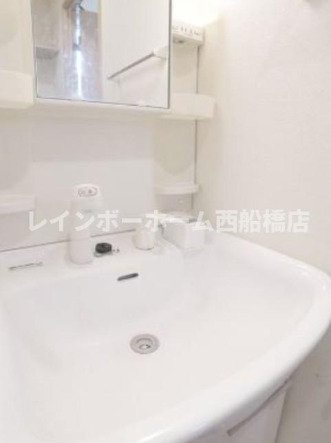 市川市南大野１丁目のアパートの洗面所