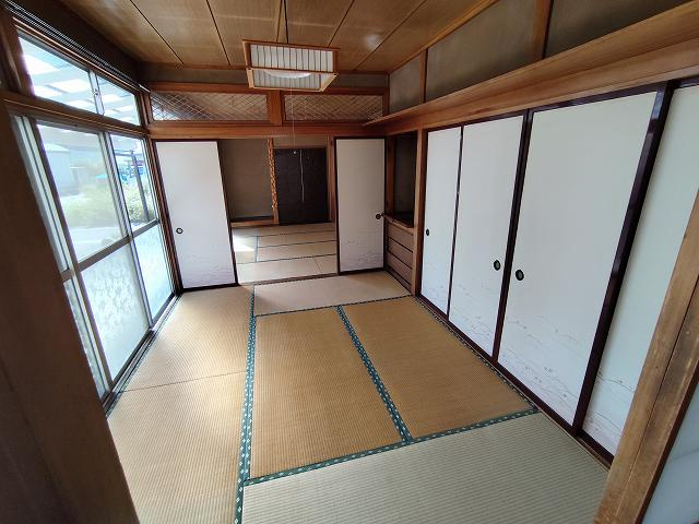 田子字鳥井貸家の和室