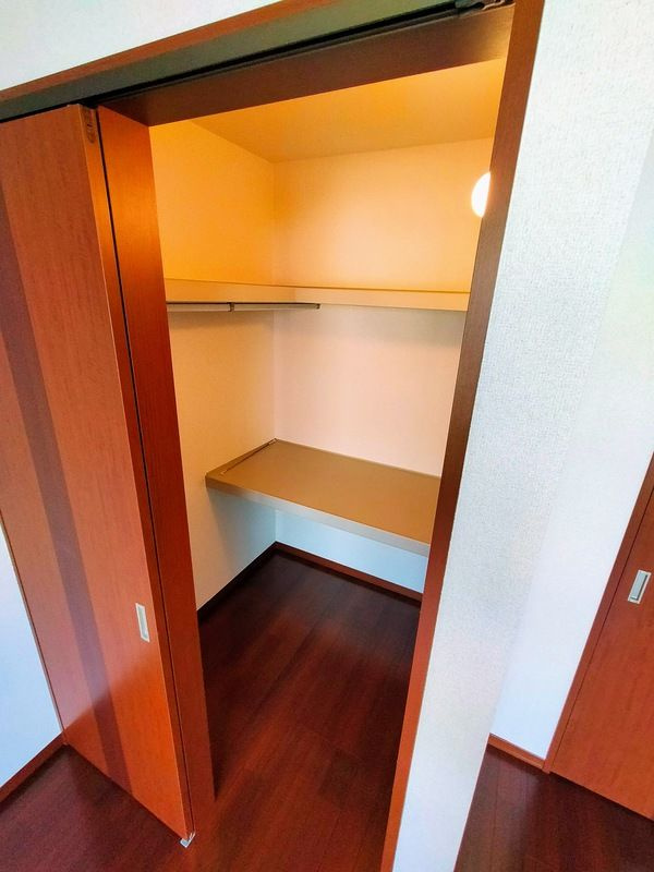 クレセントAの収納|別部屋参照写真