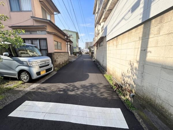 別府市北石垣　土地の前面道路含む現地写真|前面道路含む現地(2026年9月撮影)