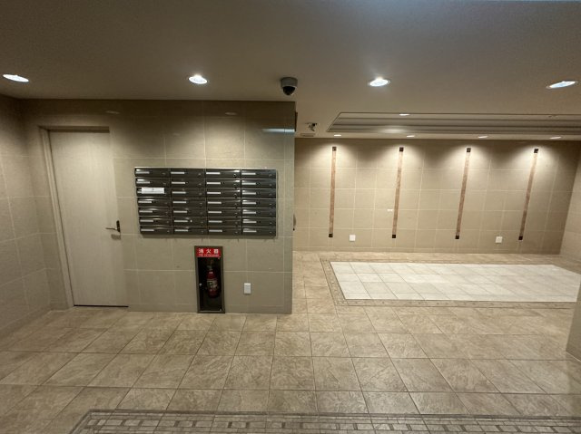 オーシャン三河豊田駅前のロビー