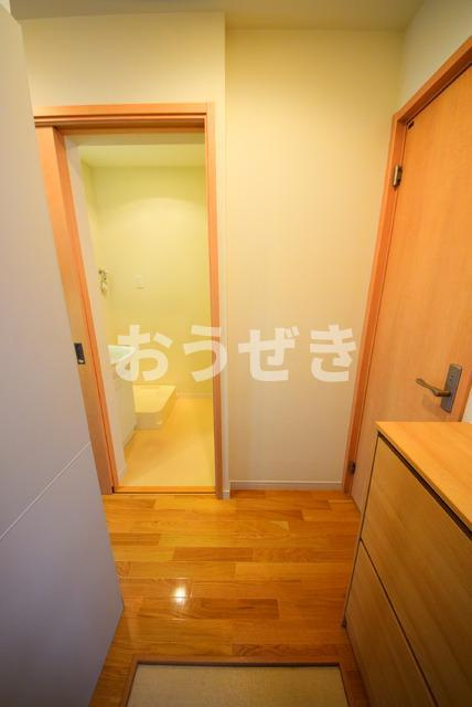 リバーサイド横浜の玄関