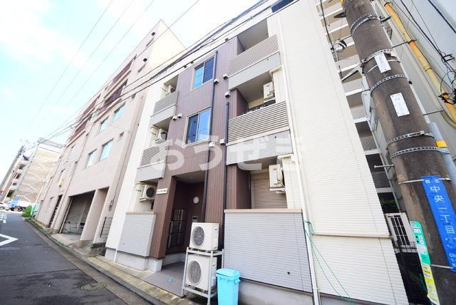 リバーサイド横浜の外観
