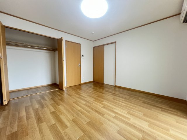 ヴィラコスモスC棟の居間・リビング|＊他号室参考写真
