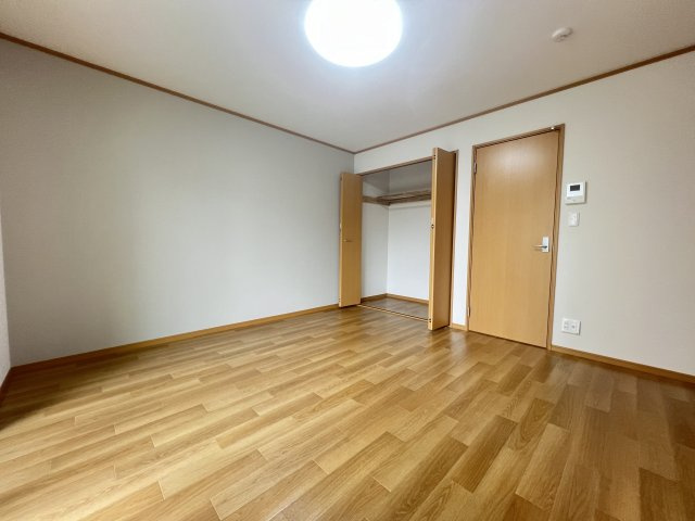 ヴィラコスモスC棟の居間・リビング|＊他号室参考写真