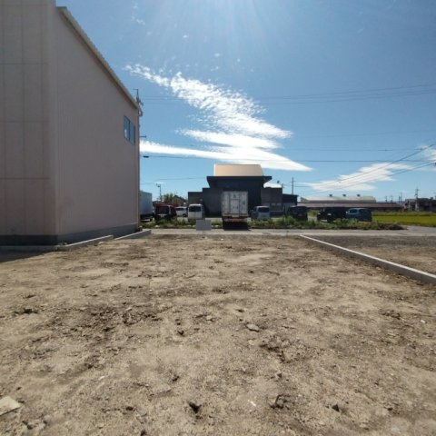 ６７４６９　羽島市竹鼻町飯柄分譲地の外観パース