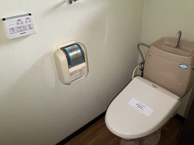 ビートルズハウスのトイレ