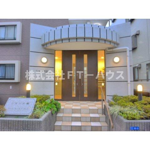 シャンテ薫のエントランス