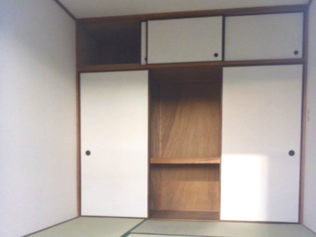 エスポワール名瀬の収納|和室　押入　※現況優先
