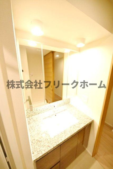 三鷹市下連雀３丁目の賃貸マンションの独立洗面台