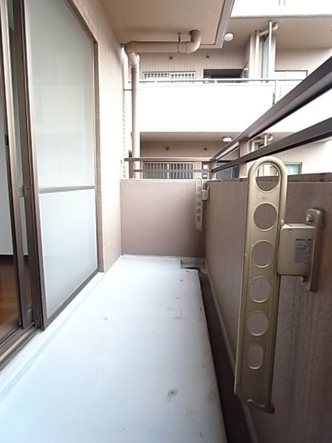 西宮高座橋ガーデンハウスのバルコニー