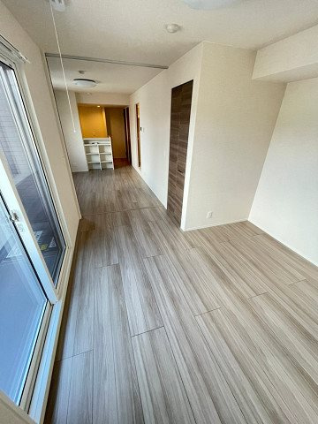D-room　WEST　PARK　西宮北口の居間・リビング