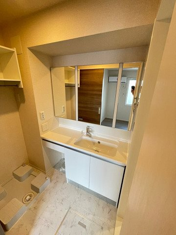 D-room　WEST　PARK　西宮北口の洗面所