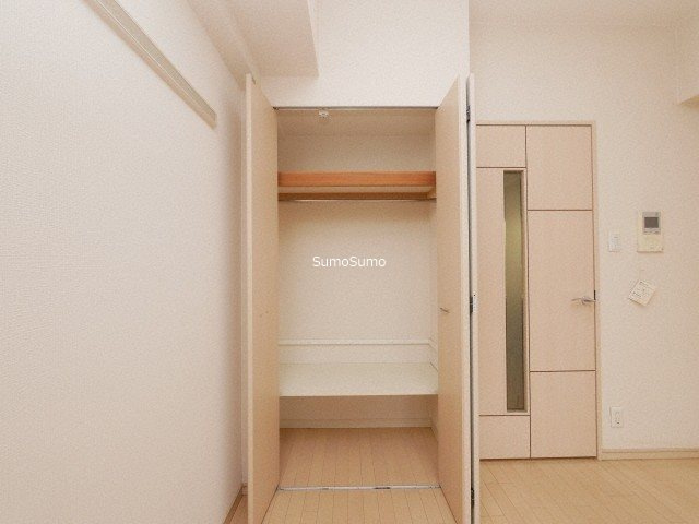 プレサンス本町プライムの収納
