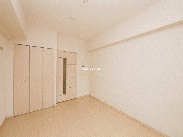 プレサンス本町プライムの居間・リビング