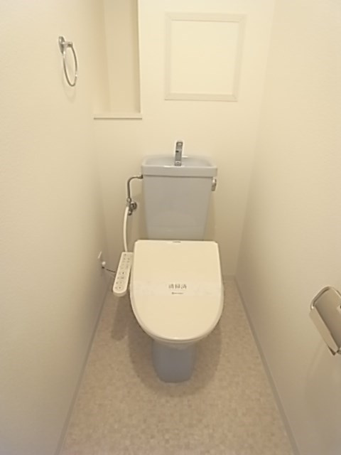リベルテセオミのトイレ|コンパクトで使いやすいトイレです
