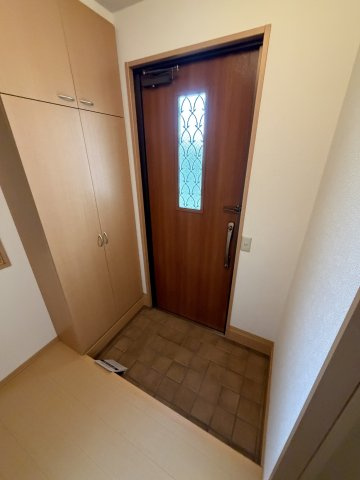 多井畑南町戸建賃貸の玄関