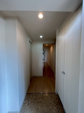 S-FORT神戸神楽町の玄関