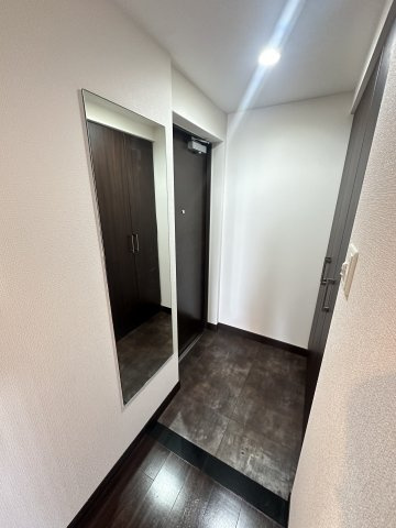 S-RESIDENCE淀屋橋の玄関