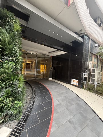 ミュプレ北浜EAST(旧 SEST北浜)のエントランス