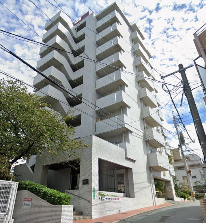 イトーピア桜坂マンションの外観