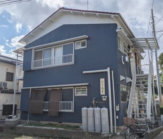 ハイツ高峯の外観