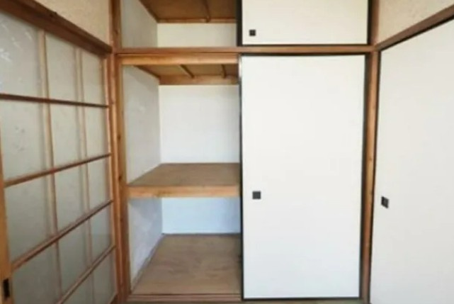 ハイツ高峯の収納