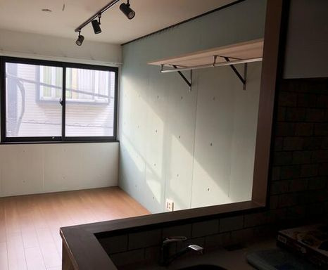 フィリップ大島の洋室