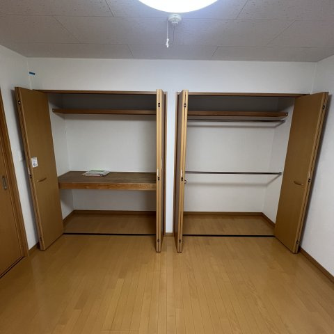 東町グレイスタウンＥの収納