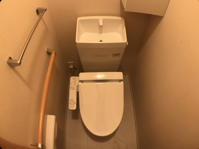ラムリテンのトイレ|温水洗浄暖房便座