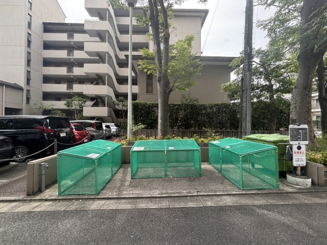 苦楽園ヒルズ三号棟のその他共用部分|ゴミ置き場